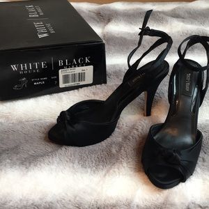White House Black Market Evening shoes✨